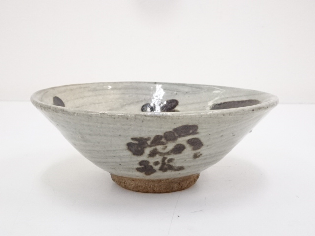 JAPANESE TEA CEREMONY IRON PAINTING TEA BOWL / CHAWAN 